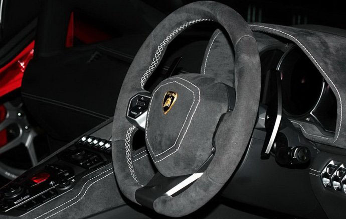 ??Kahn Design改裝升級蘭博基尼Aventador